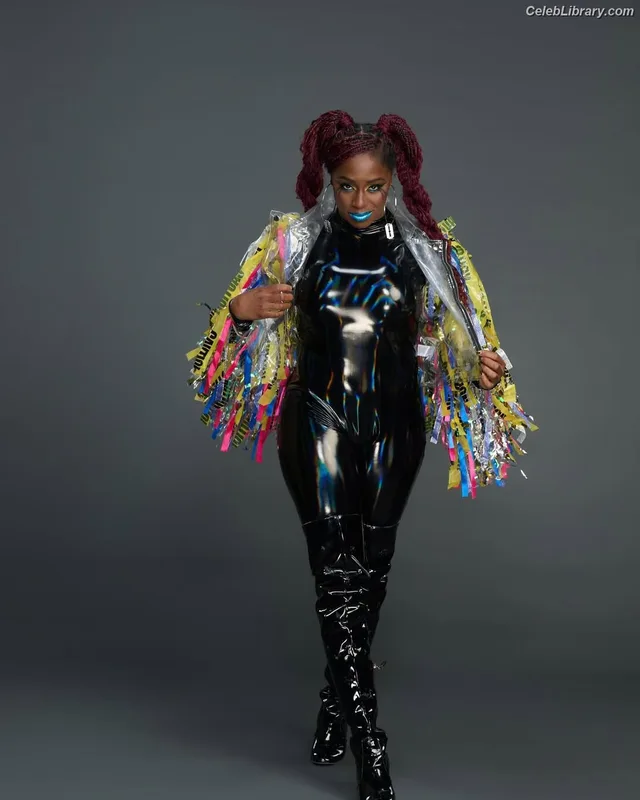 Trinity Fatu (Naomi) photo 5 of 404