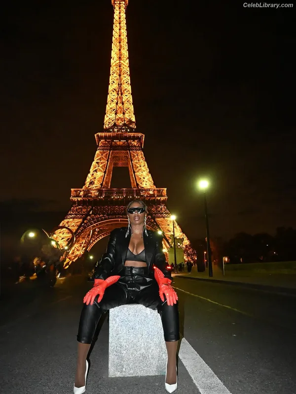 Trinity Fatu (Naomi) photo 22 of 404