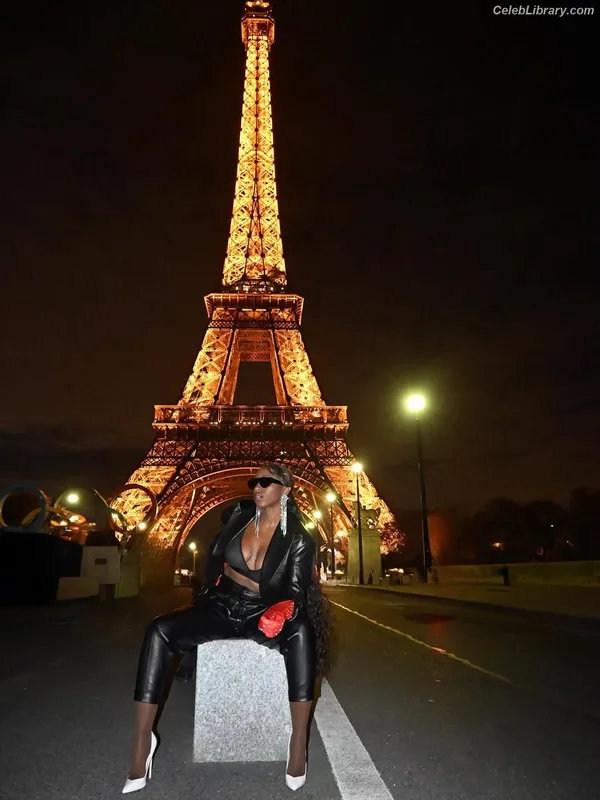 Trinity Fatu (Naomi) photo 6 of 404