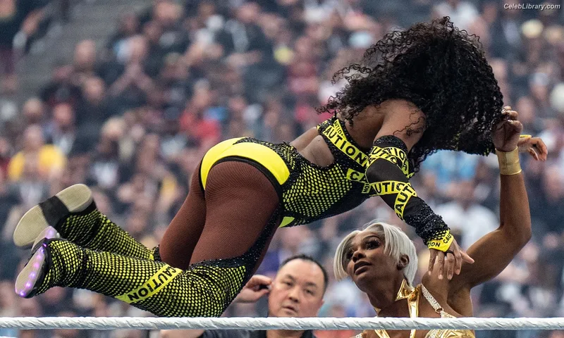 Trinity Fatu (Naomi) photo 23 of 404