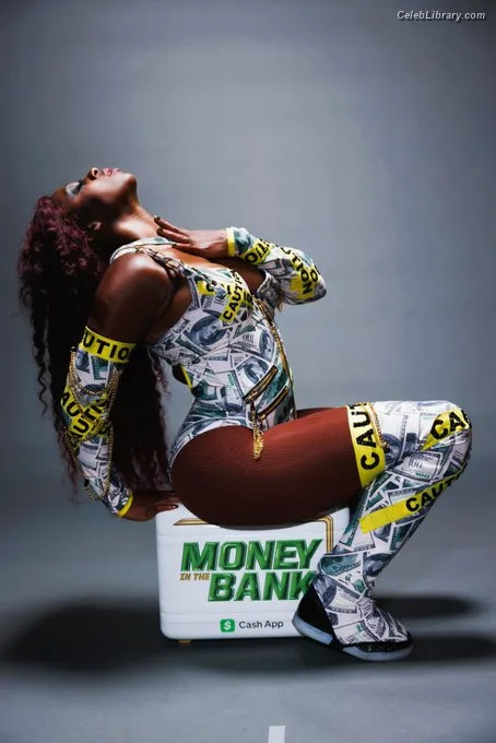 Trinity Fatu (Naomi) photo 13 of 404