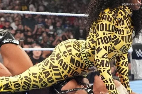 Trinity Fatu (Naomi) photo 18 of 404