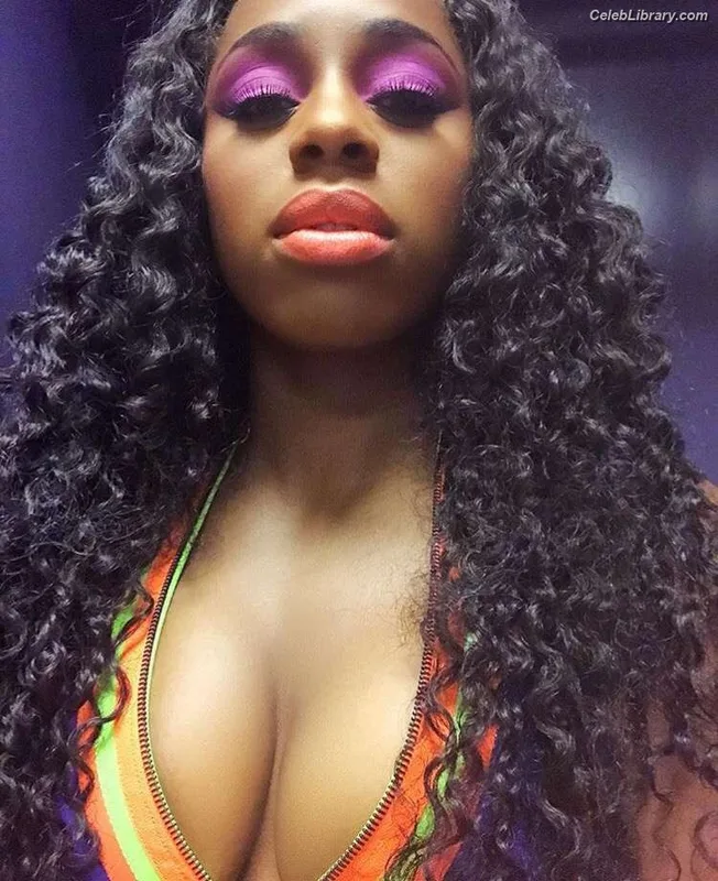 Trinity Fatu (Naomi) photo 19 of 404