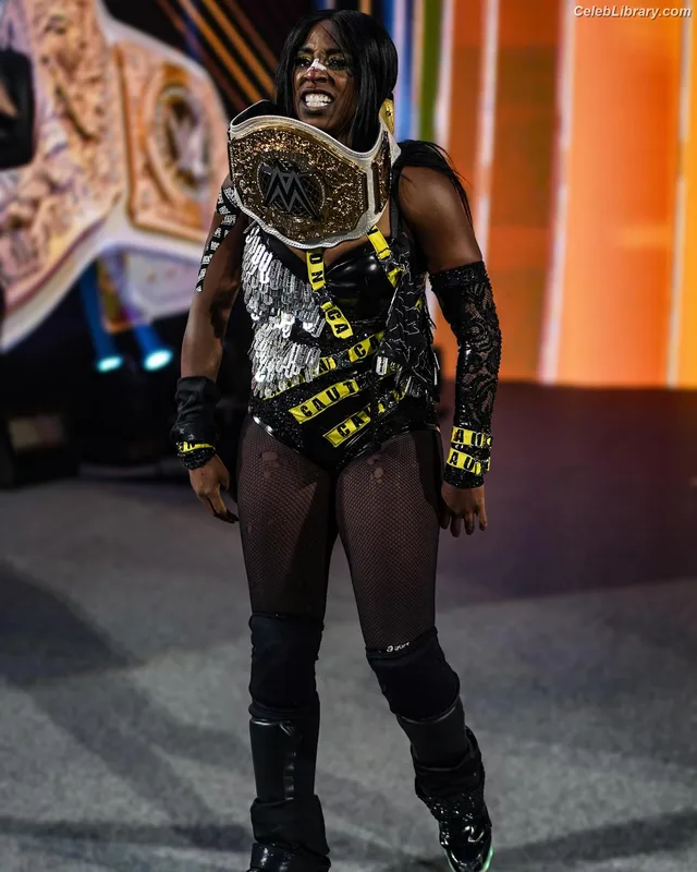 Trinity Fatu (Naomi) photo 14 of 404