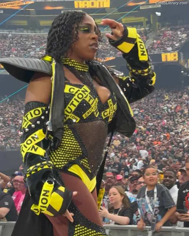 Trinity Fatu (Naomi) photo 20 of 404