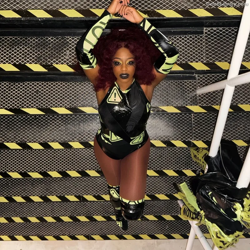 Trinity Fatu (Naomi) photo 20 of 404