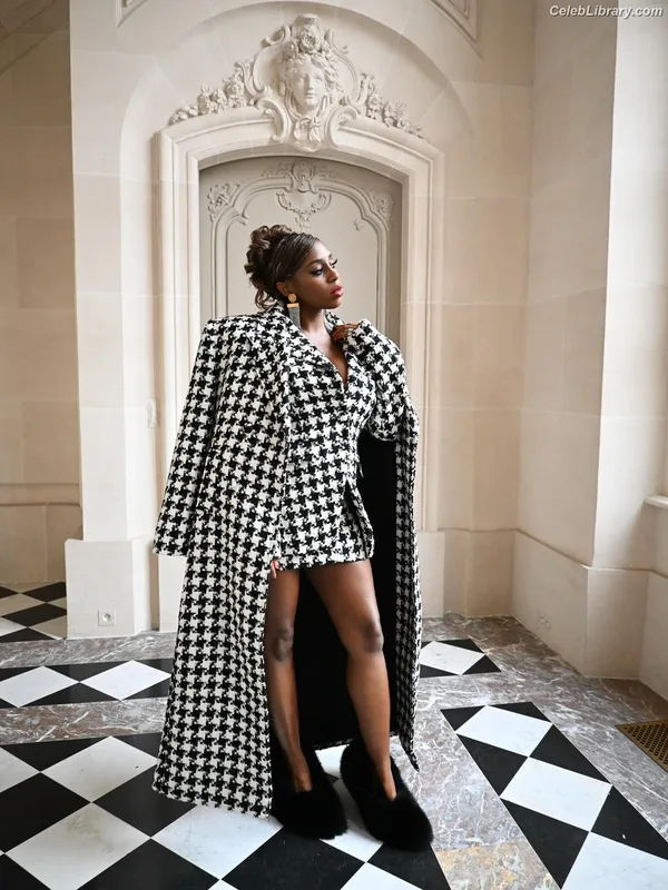 Trinity Fatu (Naomi) photo 10 of 404