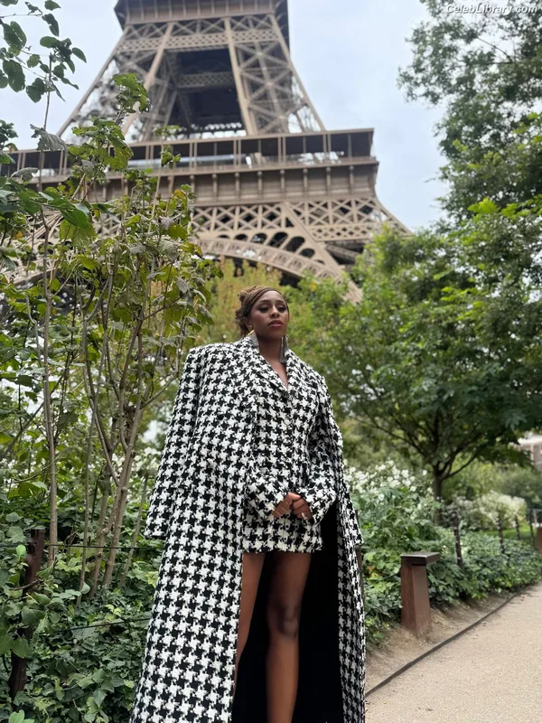 Trinity Fatu (Naomi) photo 15 of 404