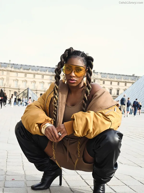 Trinity Fatu (Naomi) photo 20 of 404