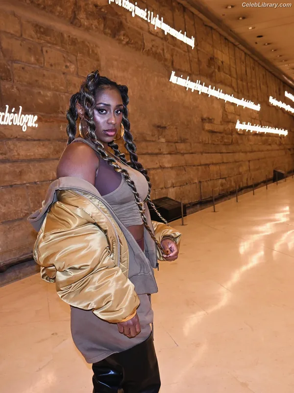 Trinity Fatu (Naomi) photo 24 of 404