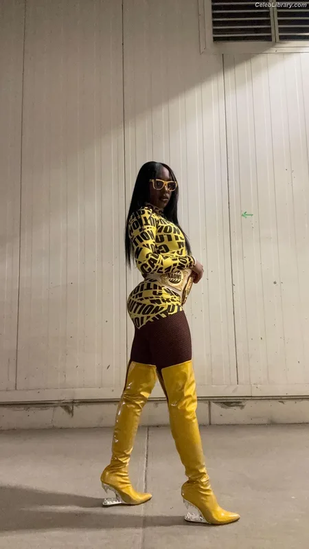 Trinity Fatu (Naomi) photo 13 of 404