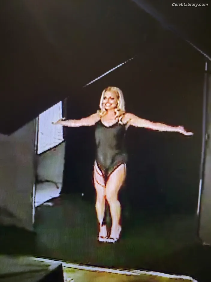 Trish Stratus photo 16 of 1622