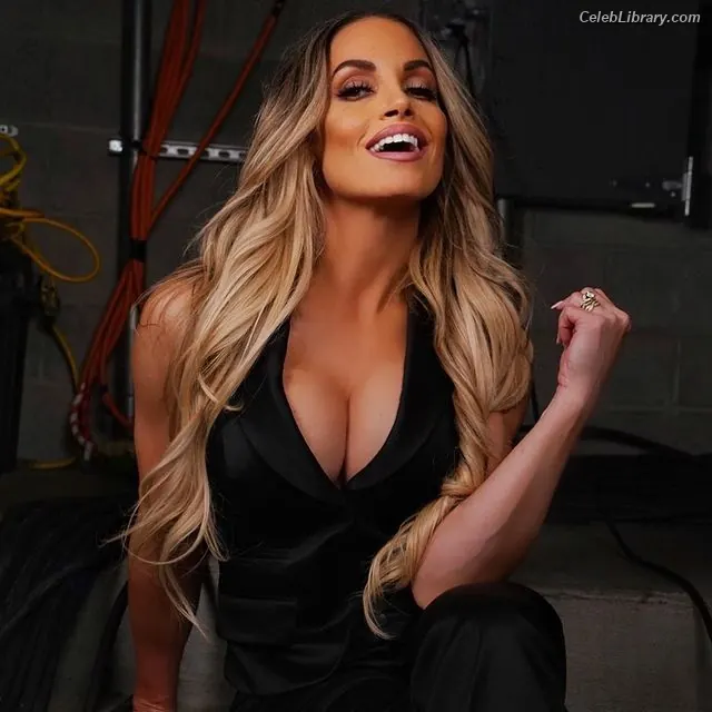 Trish Stratus photo 5 of 1622