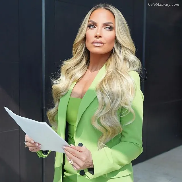 Trish Stratus photo 4 of 1622