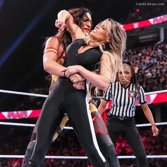 Trish Stratus photo 15 of 1622