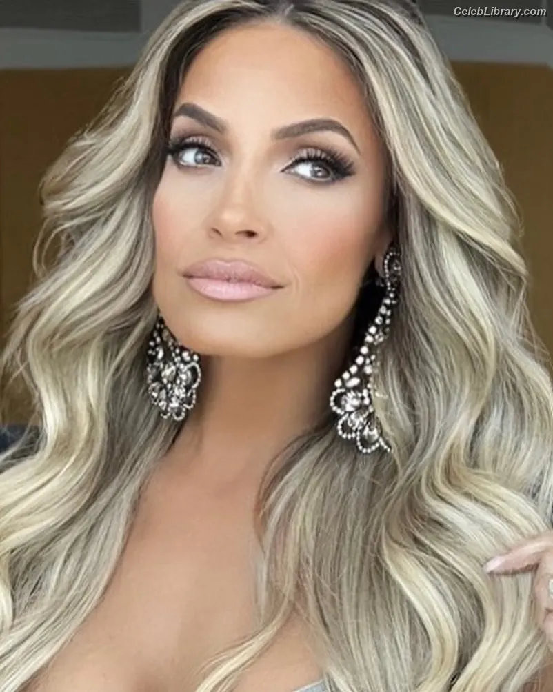 Trish Stratus photo 23 of 1622