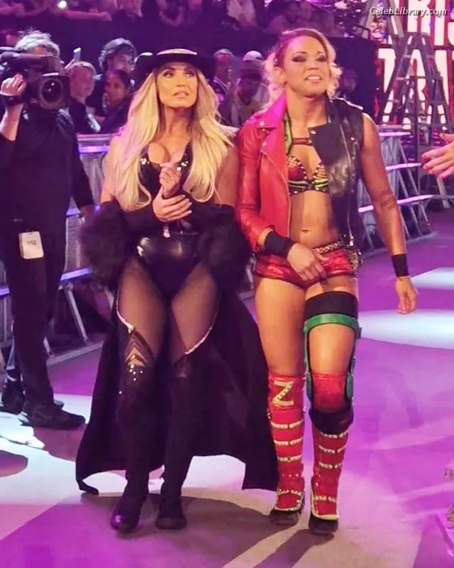 Trish Stratus photo 24 of 1622