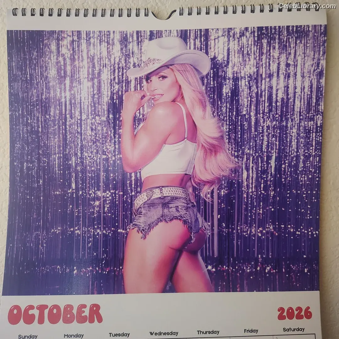 Trish Stratus photo 24 of 1622