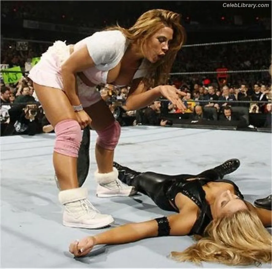 Trish Stratus photo 10 of 1622