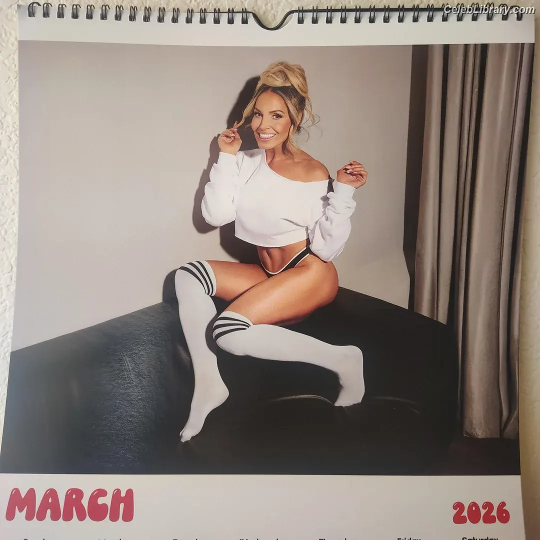 Trish Stratus photo 11 of 1622