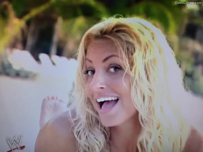 Trish Stratus photo 7 of 1611