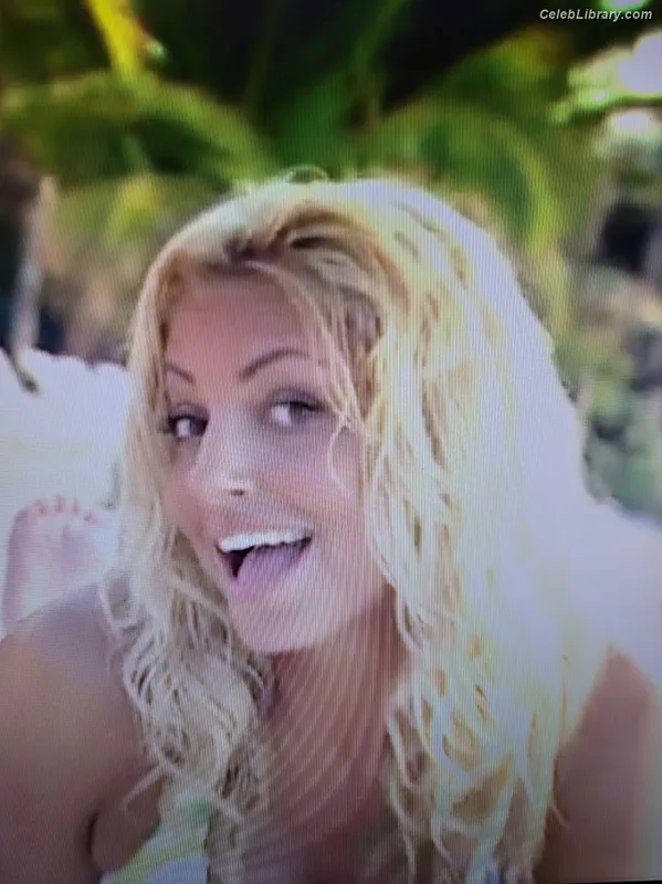 Trish Stratus photo 9 of 1611