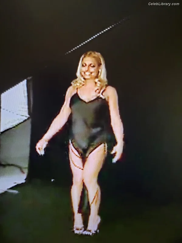 Trish Stratus photo 13 of 1611