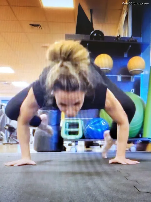 Trish Stratus photo 16 of 1611