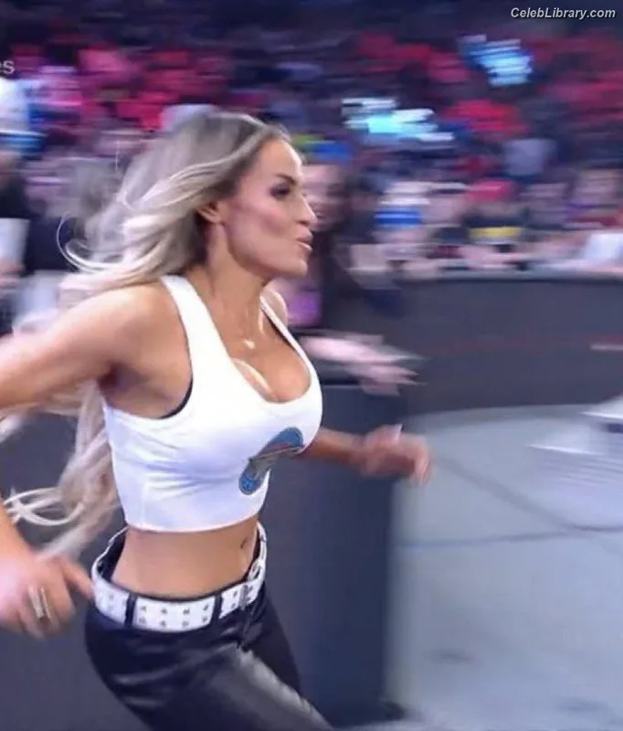 Trish Stratus photo 6 of 1611