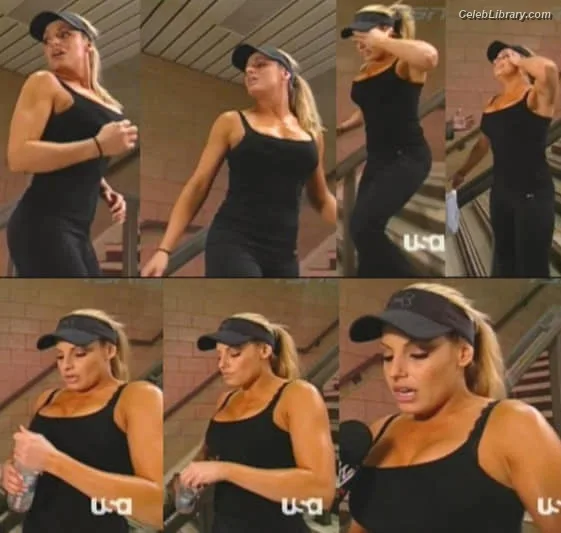 Trish Stratus photo 7 of 1611