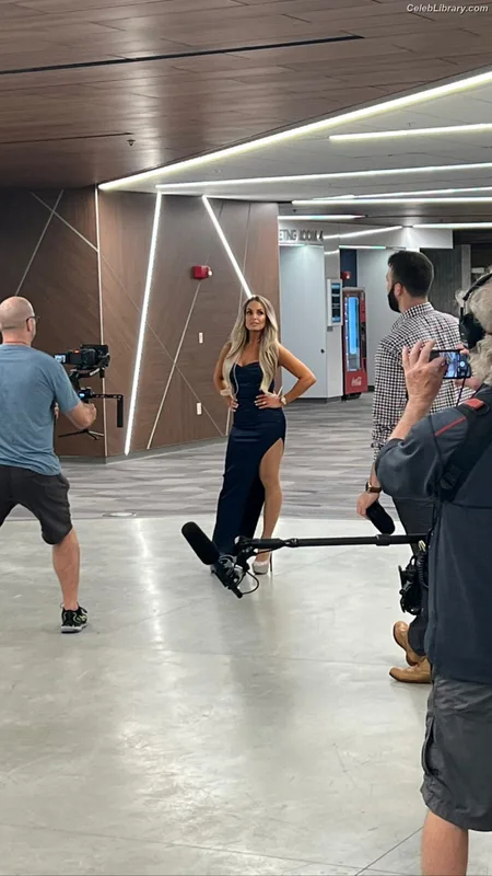 Trish Stratus photo 9 of 1611