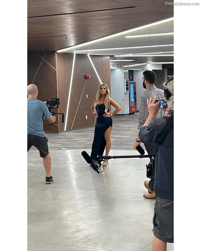 Trish Stratus photo 12 of 1611
