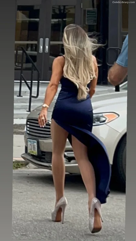 Trish Stratus photo 15 of 1611