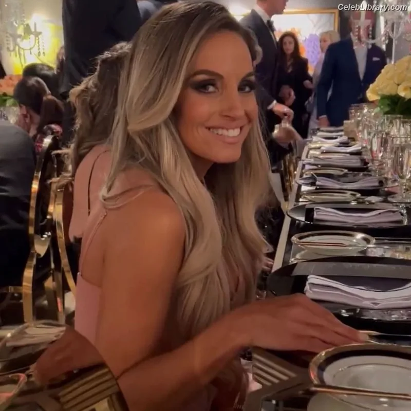Trish Stratus photo 13 of 1611