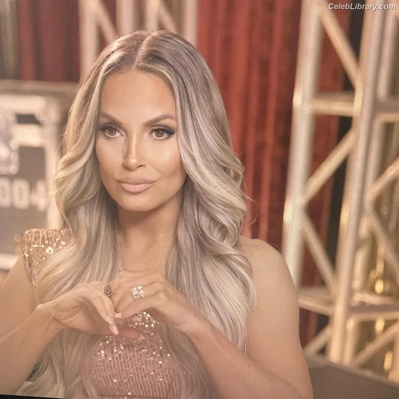 Trish Stratus photo 18 of 1611