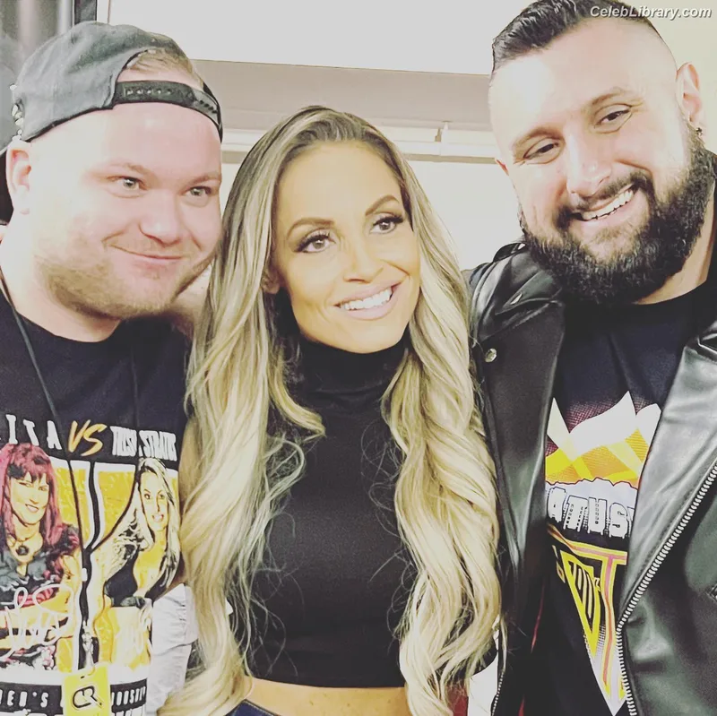 Trish Stratus photo 24 of 1611