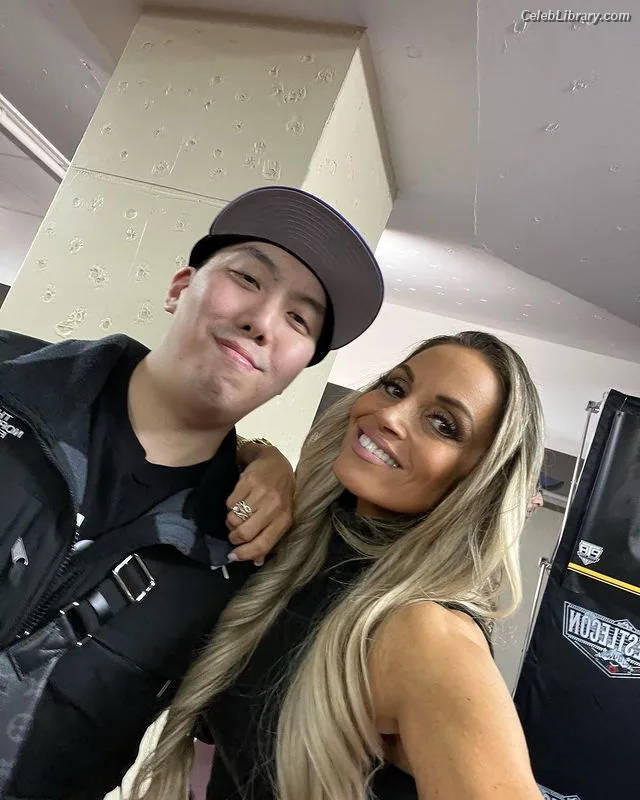 Trish Stratus photo 12 of 1611