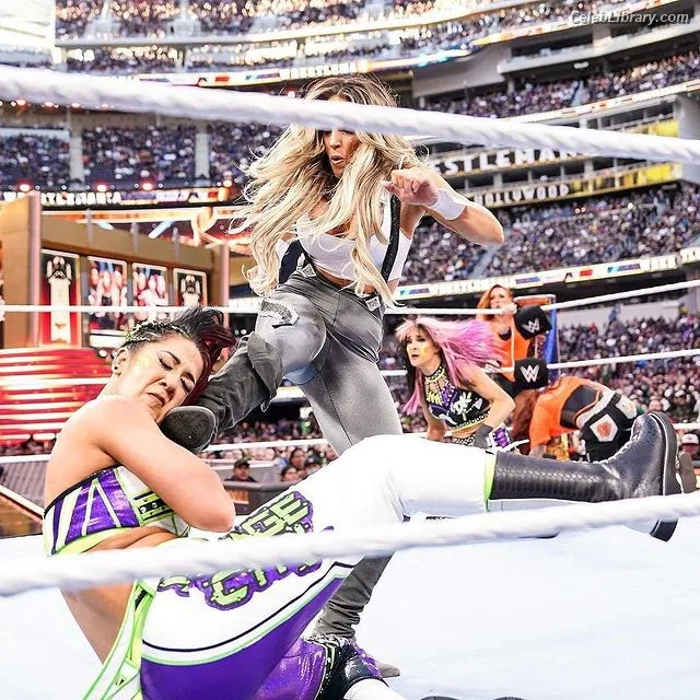 Trish Stratus photo 24 of 1611