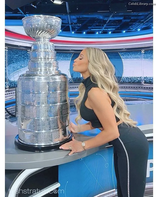 Trish Stratus photo 23 of 1611