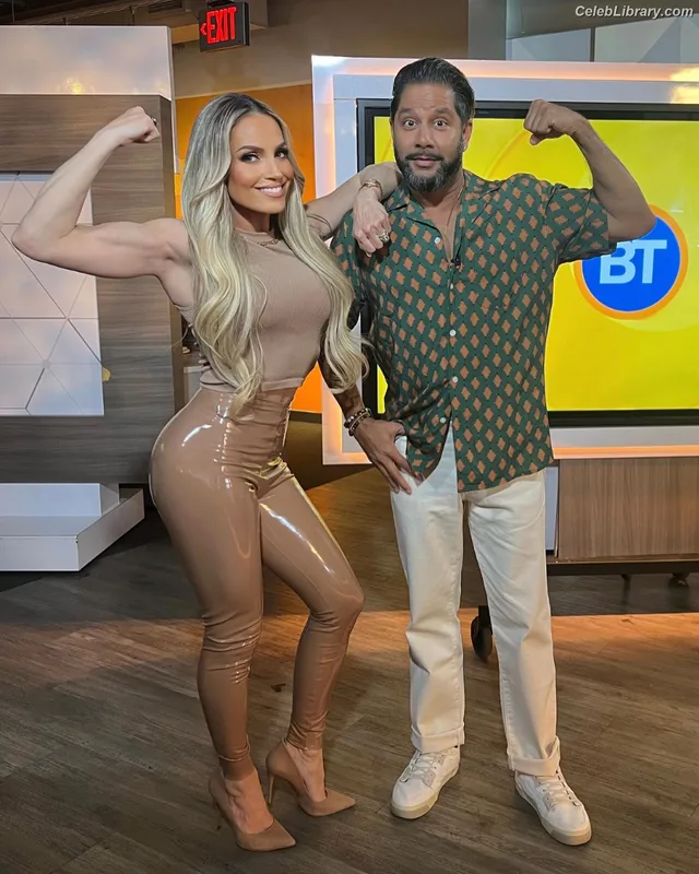 Trish Stratus photo 5 of 1611