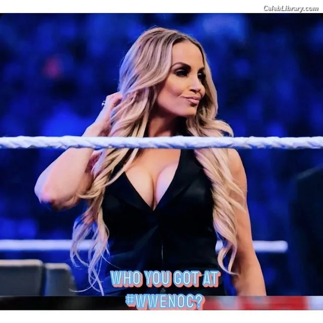 Trish Stratus photo 24 of 1611