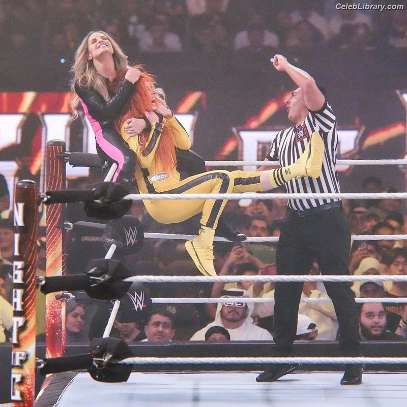 Trish Stratus photo 17 of 1611