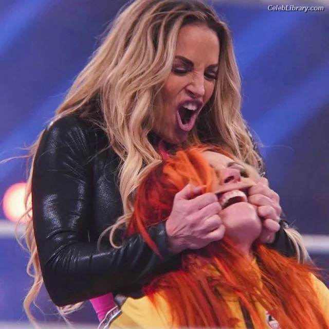 Trish Stratus photo 16 of 1611