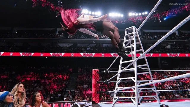 Trish Stratus photo 14 of 1611