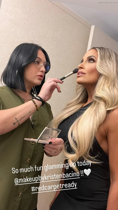 Trish Stratus photo 19 of 1611