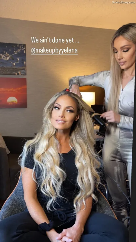 Trish Stratus photo 18 of 1611