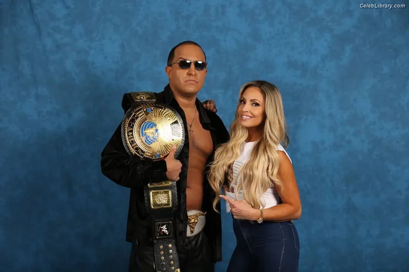 Trish Stratus photo 24 of 1611