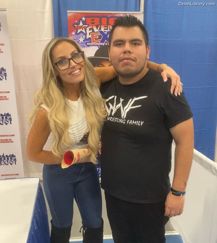 Trish Stratus photo 6 of 1611