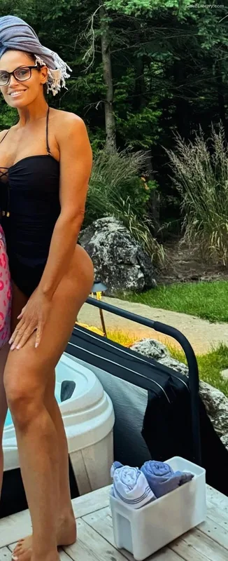 Trish Stratus photo 13 of 1611