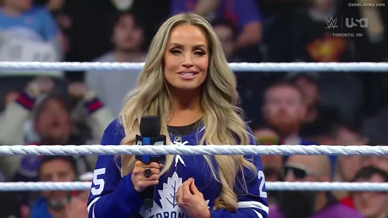 Trish Stratus photo 9 of 1611